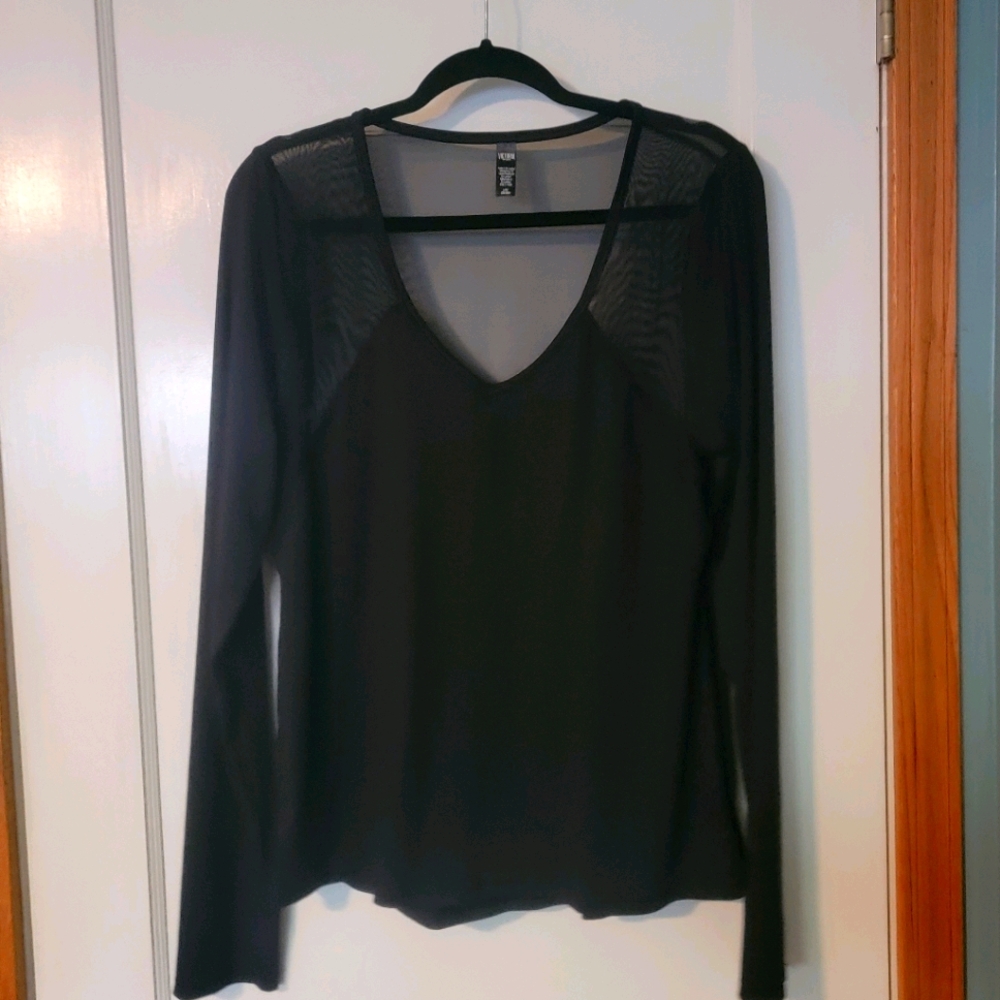 Victoria Secret Sport Gym Shirt Size Large
